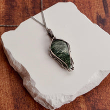 Load image into Gallery viewer, Seraphinite Necklace