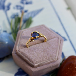 Tanzanite Gold Ring ~ Size 6