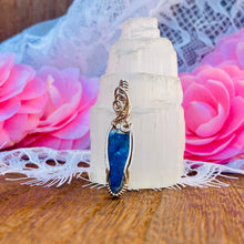 Load image into Gallery viewer, Kyanite Silver Pendant
