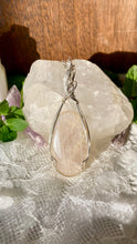 Load image into Gallery viewer, Moonstone Mama Necklace