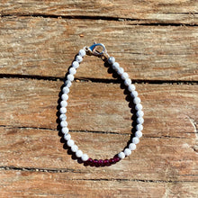 Load image into Gallery viewer, Howlite + Garnet Bracelet