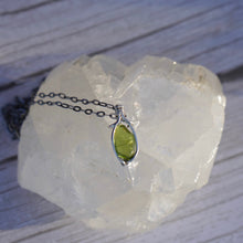 Load image into Gallery viewer, Peridot ~ily~ Necklace