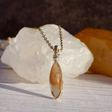 Load image into Gallery viewer, Peach Moonstone ~balance~ Necklace
