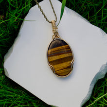 Load image into Gallery viewer, Tiger Eye ~grounded~ Necklace