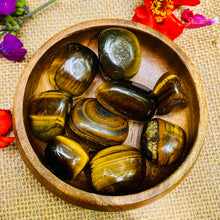 Load image into Gallery viewer, Tumbled Tiger Eye