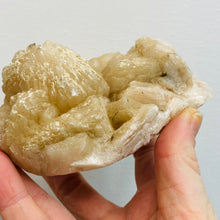 Load image into Gallery viewer, Stilbite Crystal Cluster