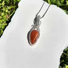 Load image into Gallery viewer, Sunstone ~sweet girl~ Necklace
